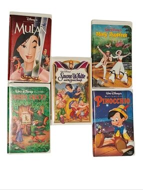 VINTAGE Disney VHS Collection - (Set of 5) 5lbs.